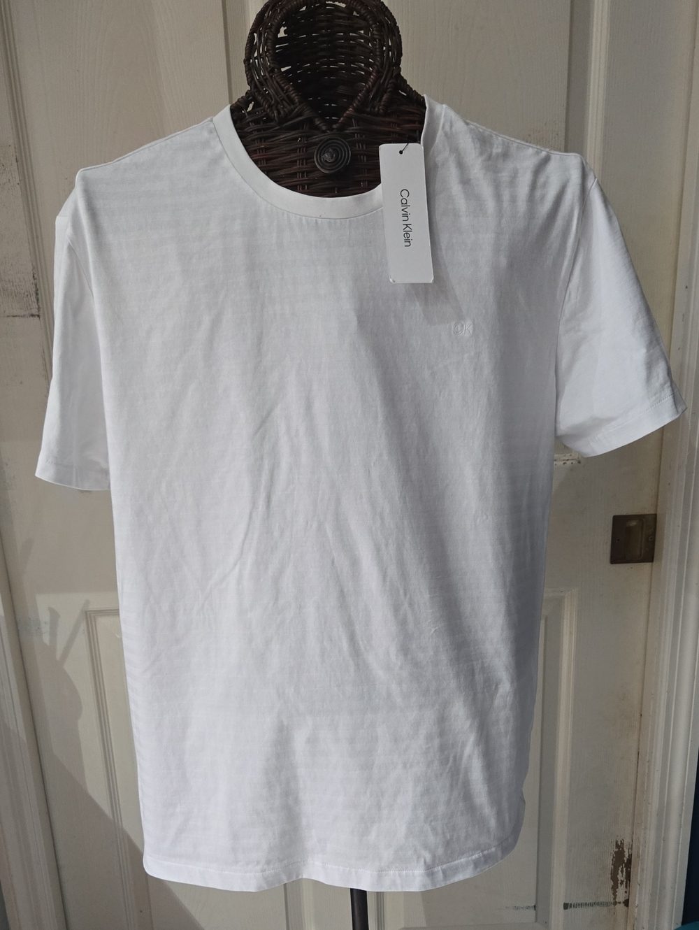 Calvin Klein Men’s White Short-Sleeve Crewneck Tee-Size XL